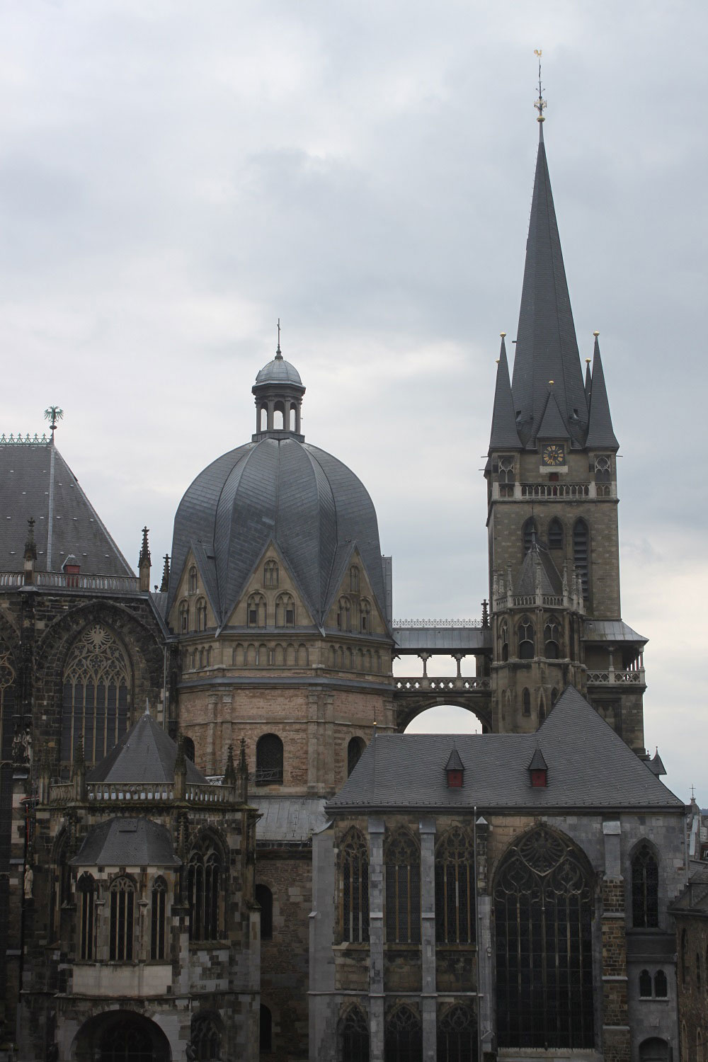 visit aachen cathedral