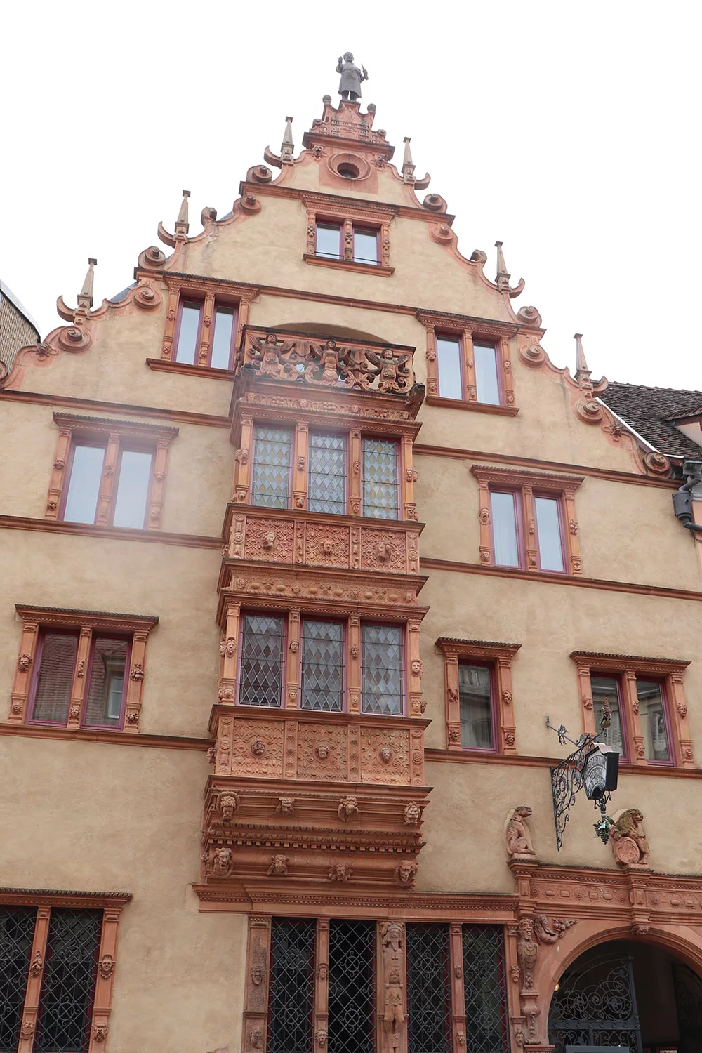 House of Heads, Colmar