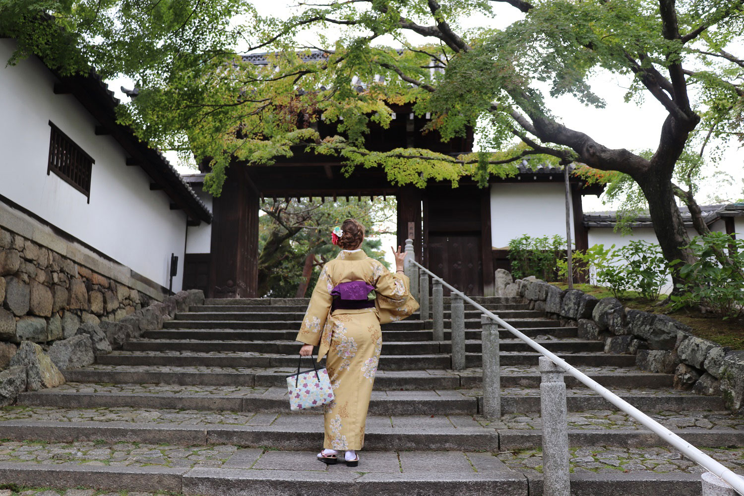 Kimono by Yumeyakata