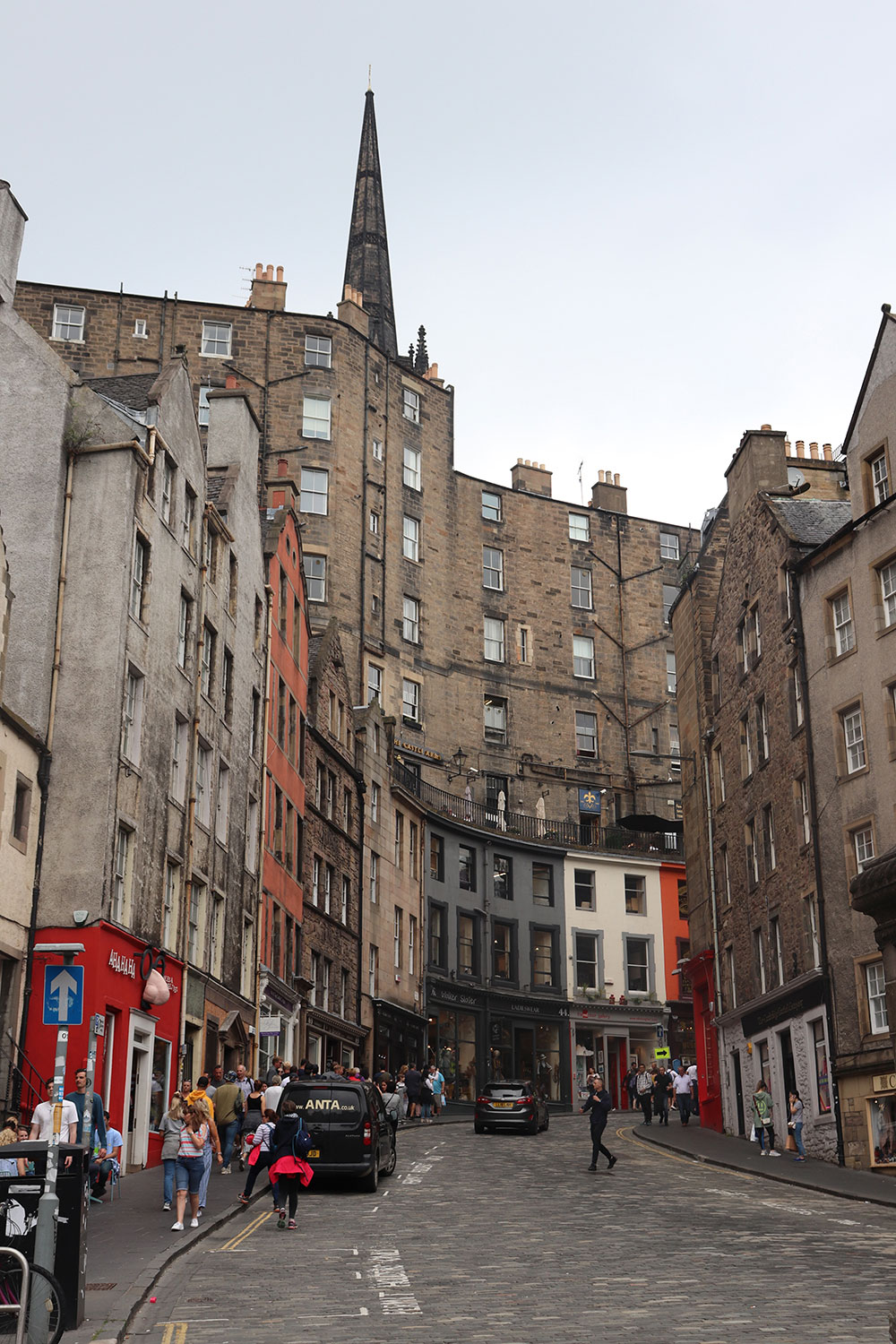 Victoria Street: Harry Potter's Edinburgh