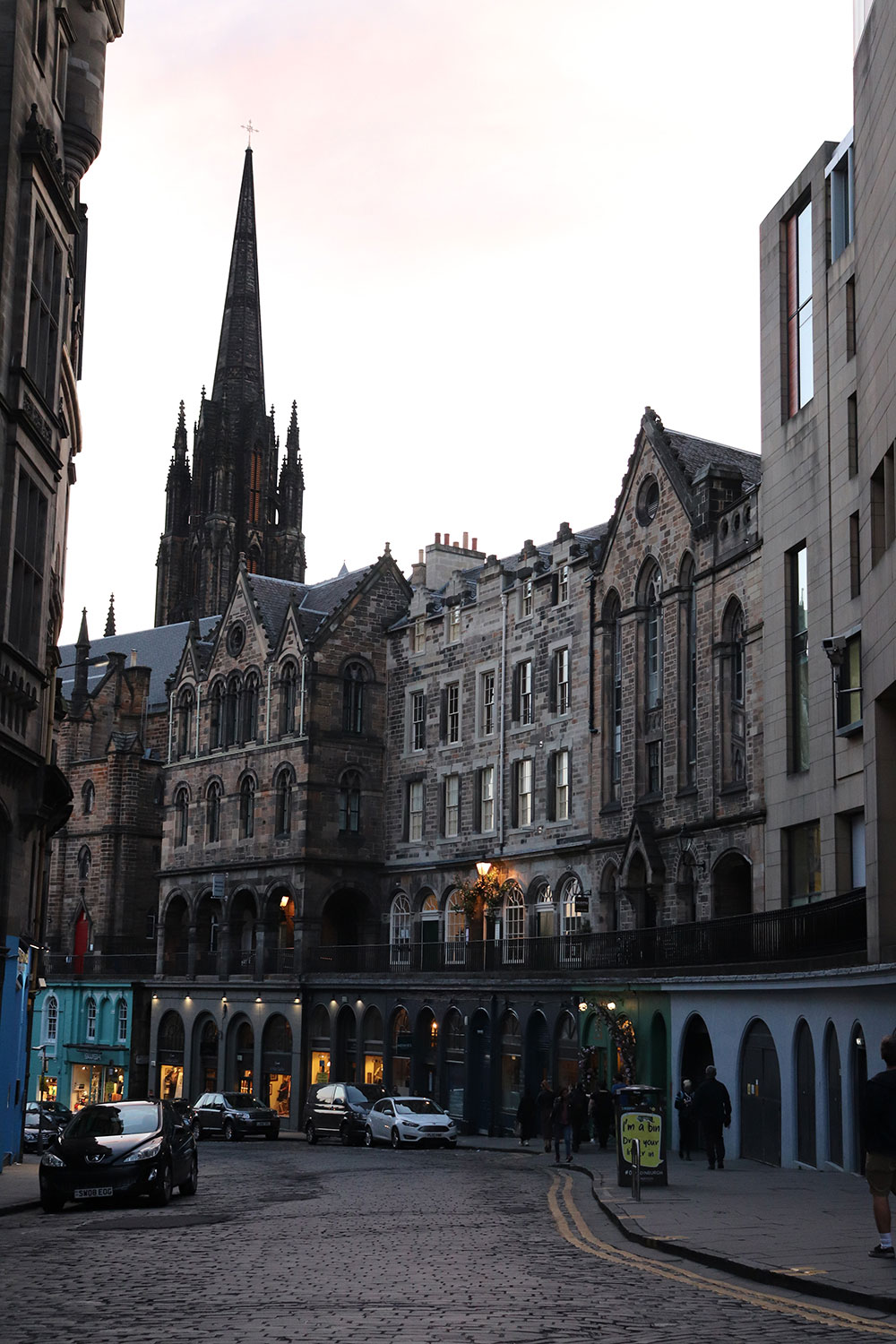 Victoria Street: Harry Potter's Edinburgh