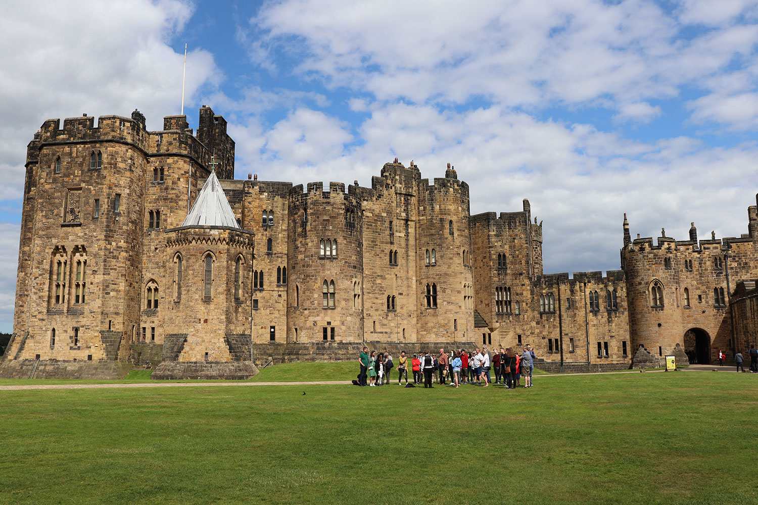 hogwarts castle movie location