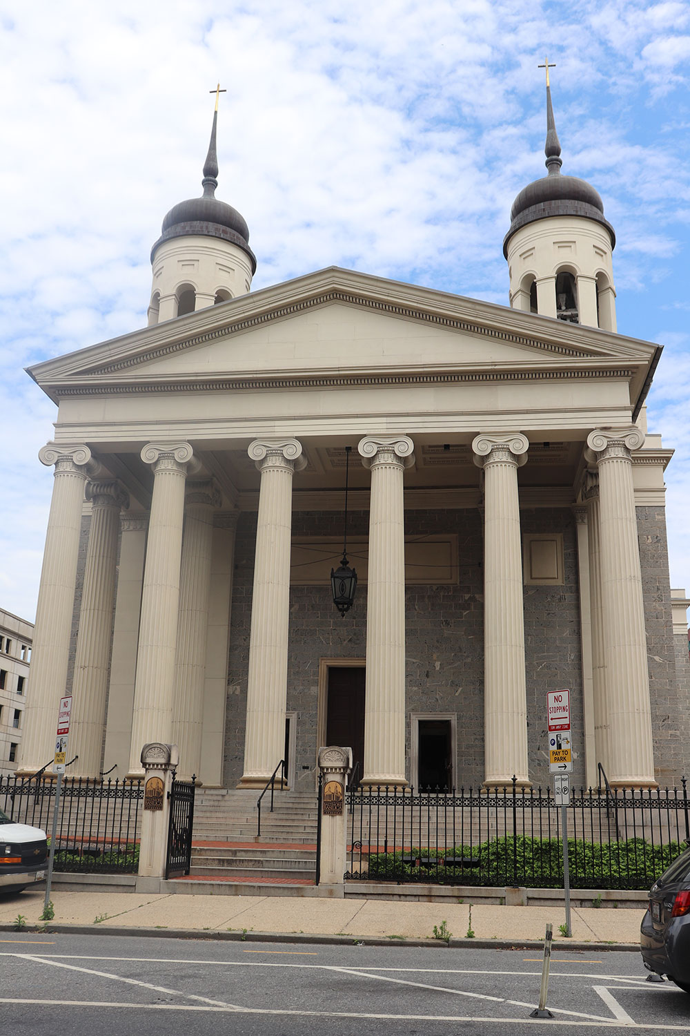 Things to Do in Baltimore: USA's First Basilica