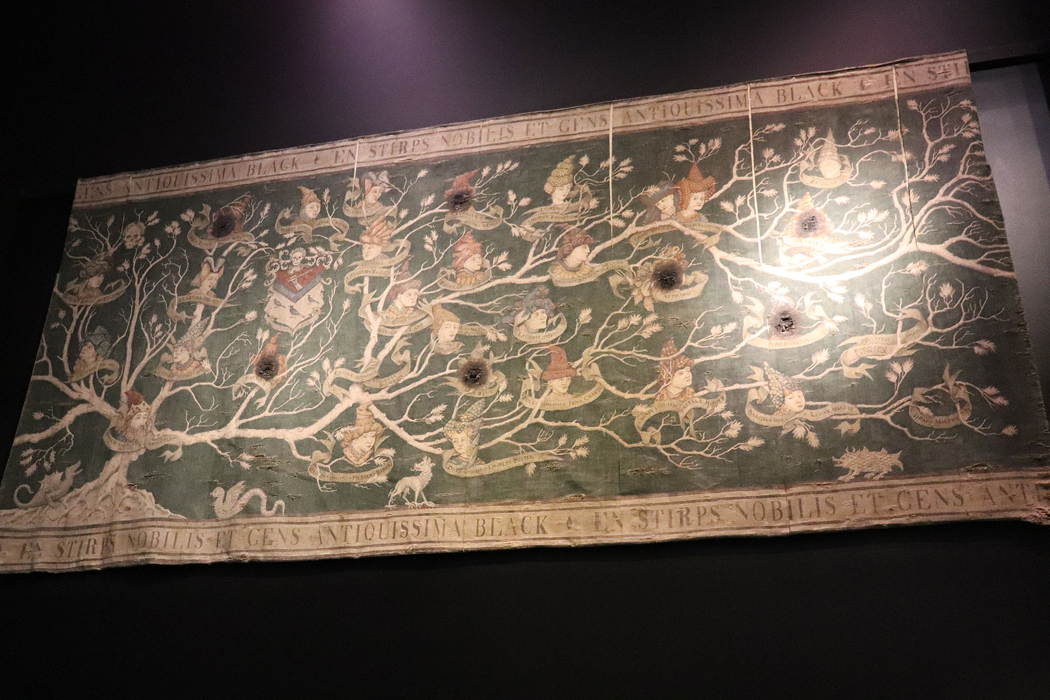 Black Family Tapestry, Harry Potter Studio Tour