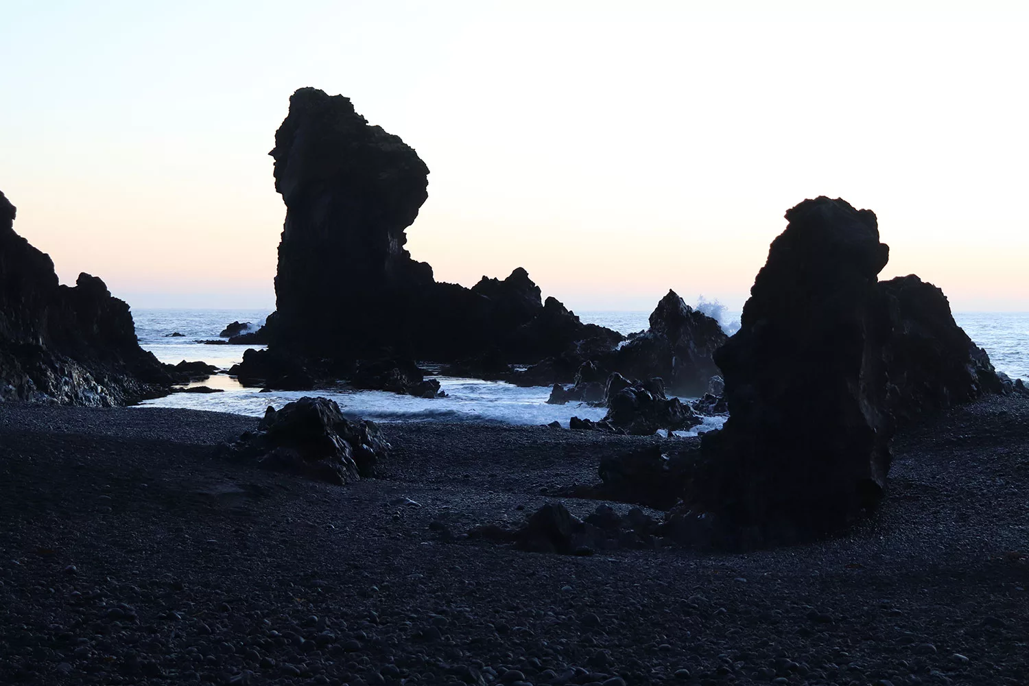 Places to Visit in Iceland: Djupalonssandur Black Lava Pearl Beach