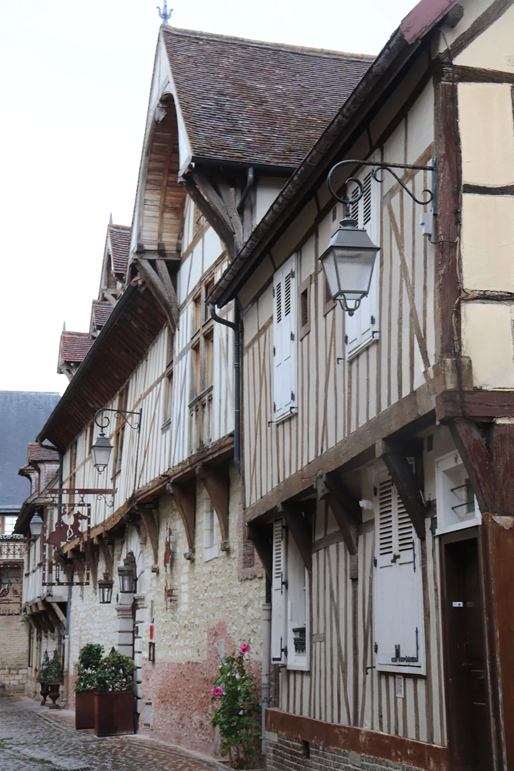 Troyes