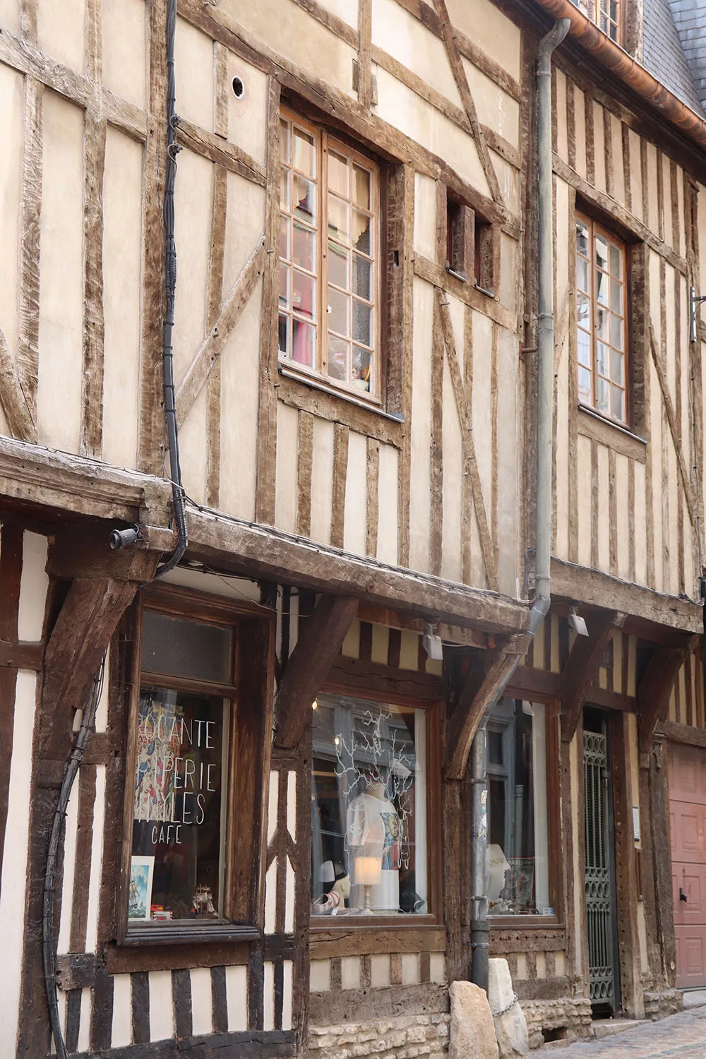 Prostitutes in Troyes